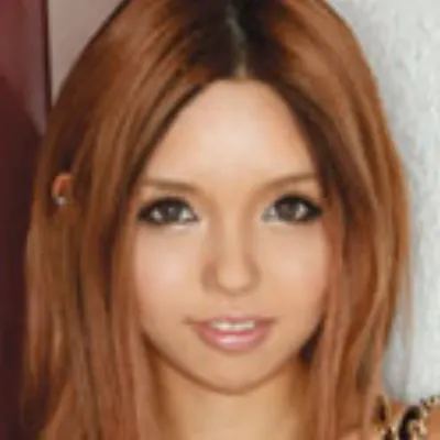 小西レナ