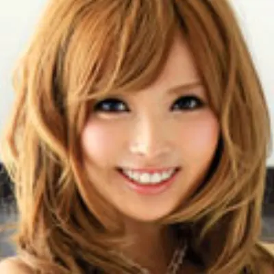 加藤リナ