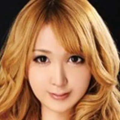 姫咲ひな