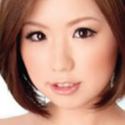 大月まゆか