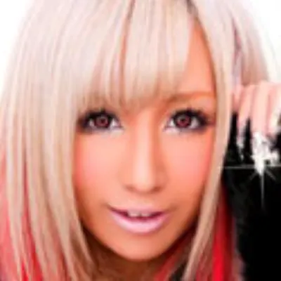 早川メアリー（橘アイリ）