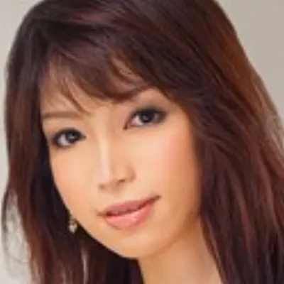 瀬戸友里亜