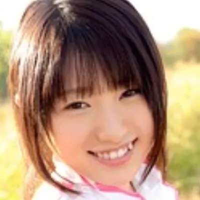 明菜りせ