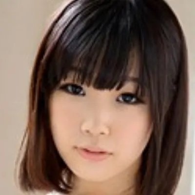 青葉ゆな