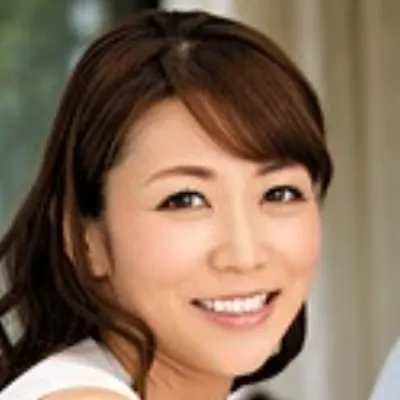 市川彩香