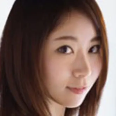 舞川ゆりな