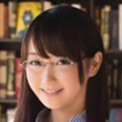 逢月はるな