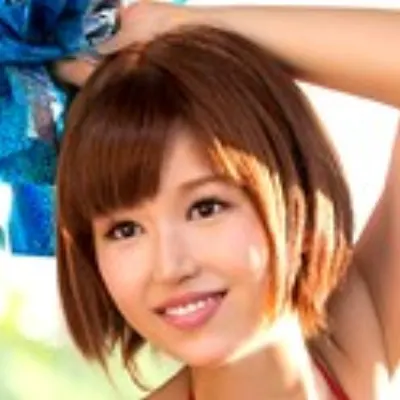 岩佐萌