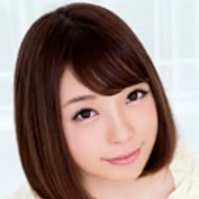 新川みなせ