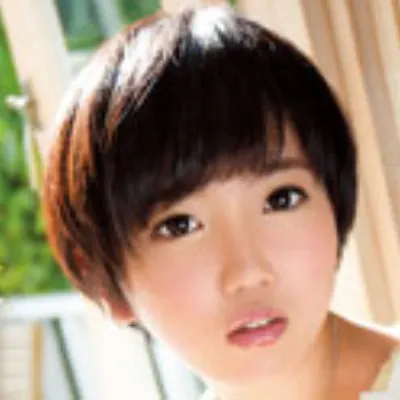 柚木彩花