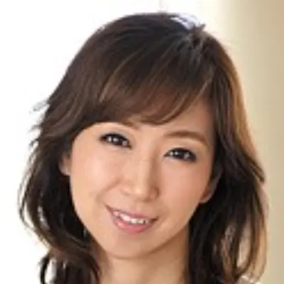 新川千尋