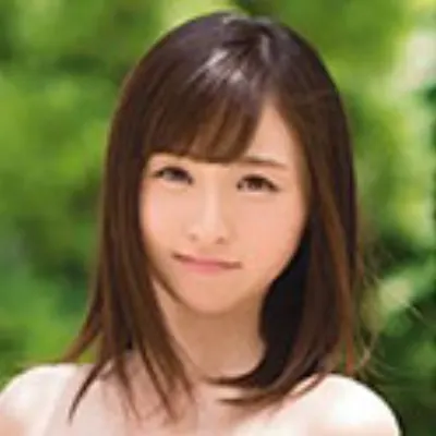安達ひかり