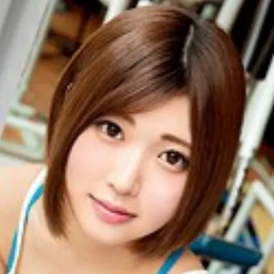 石川祐奈