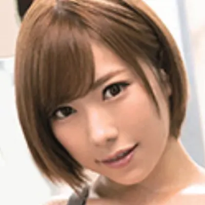 七海ティナ