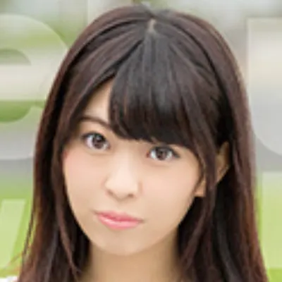 藍色りりか