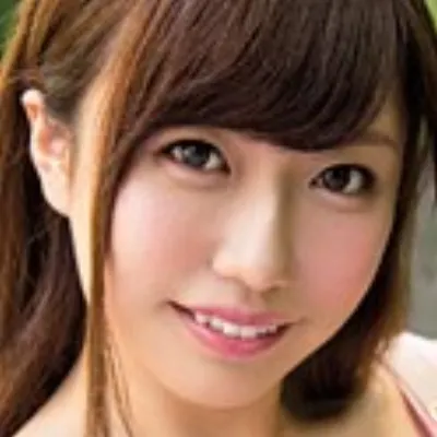 山本麻衣