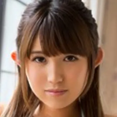 白井めいな