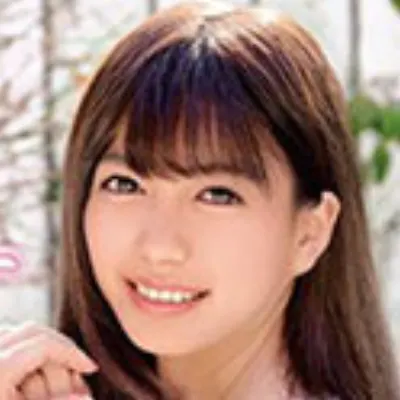 泉ひなの