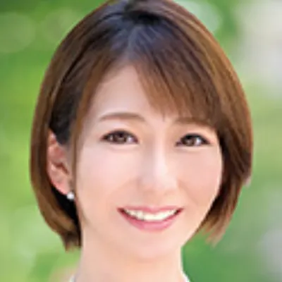 岡村麻友子