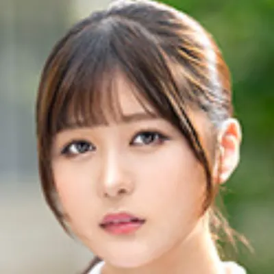 芹沢なぎ
