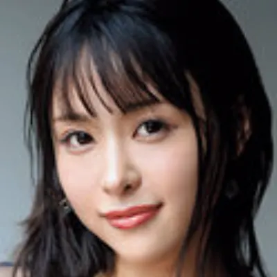 白川まゆ