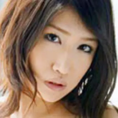 峰なゆか