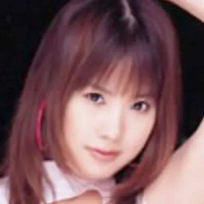 名波せな