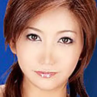 夏美まや