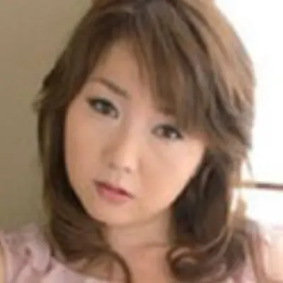 星野いずみ