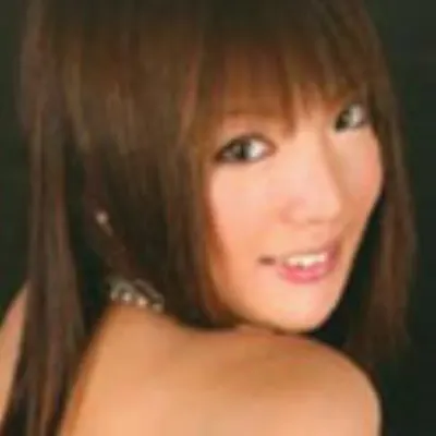 瞳めい