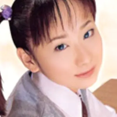 槌谷すず