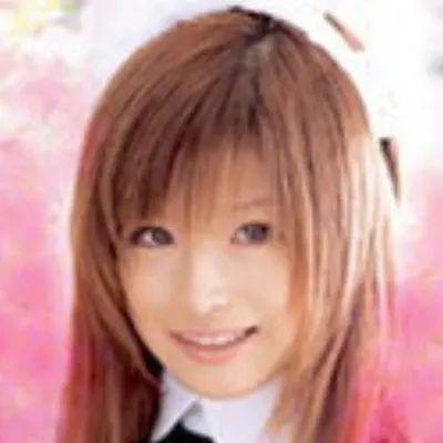 秋元みなみ