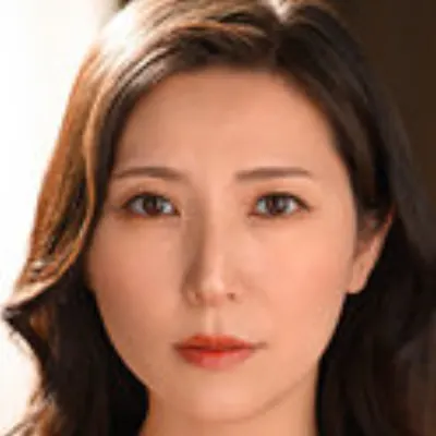 椎名ゆな