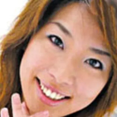 江津かなみ