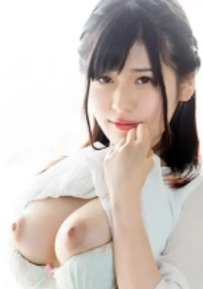 maina 色白巨乳