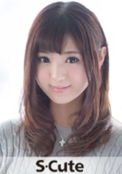 akari (20) S-Cute チューも愛液もいっぱいの仲良しエッチ