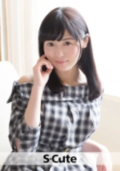 りこ (20) S-Cute 奥ゆかしい美女を奥まで突くセックス