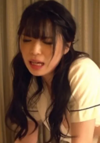 しょうこ(24) S-Cute 長身美脚のお姉さんを淫らにするSEX パジャマのままで寝起きエッチ