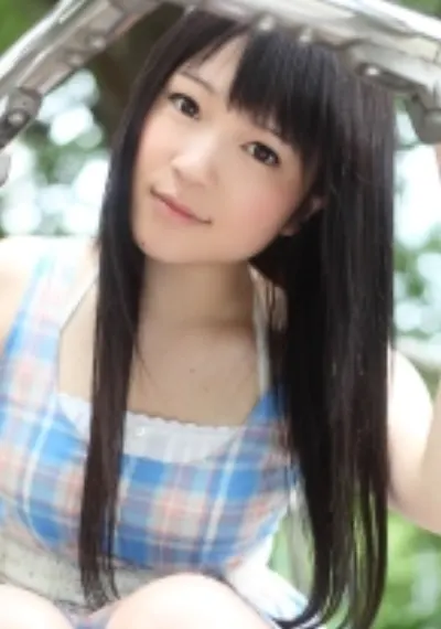美少女すっぴん白書 梨央奈