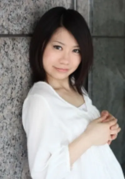 アナタの彼女を 真由