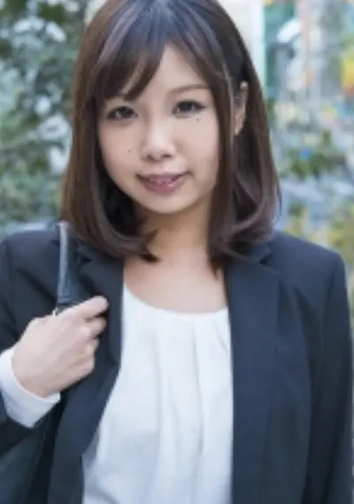 ひとみ 21歳 OL