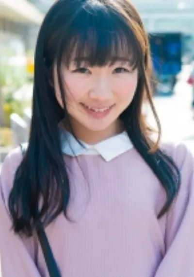 ナチュラルな素朴系女子GET！かんなちゃん20歳大学生 「チ●ポ見るだけでお小遣いあげる」とナンパしてホテルで素股までお願い！そのまま黙って生挿入！！