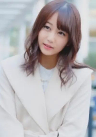 佐々木千草 28歳from奈良 旦那は行政書士。最初は撮影を拒否しようとした奥さん。細い身体からは想像つかない腰使いで開脚騎乗位でハメ潮を噴きまくり！！騎乗位にハマった奥様！一心不乱にち○ぽを若妻膣でしごく！！欲望が溜まると女体はこうなる！！