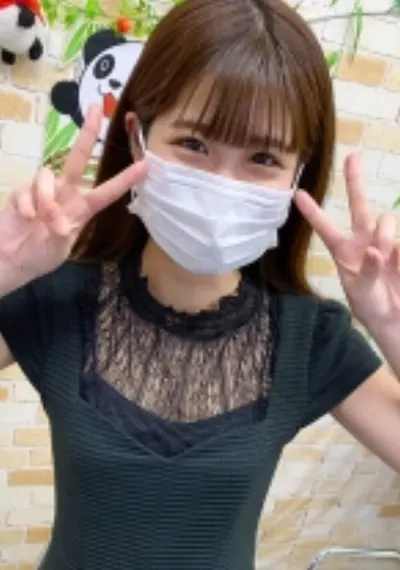 りな(22歳)メイドバー勤務