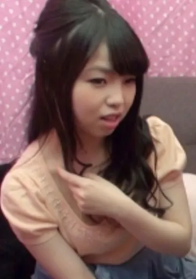 長谷川しおりさん 22歳