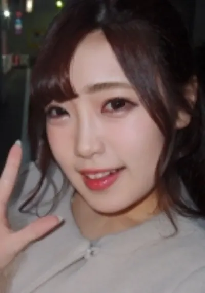 かすみさん 20歳 Fカップ色白パイパン女子大生 【ガチな素人】