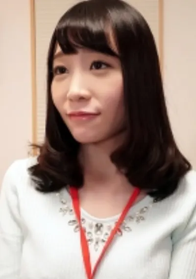 ゆい 23歳 GカップOL