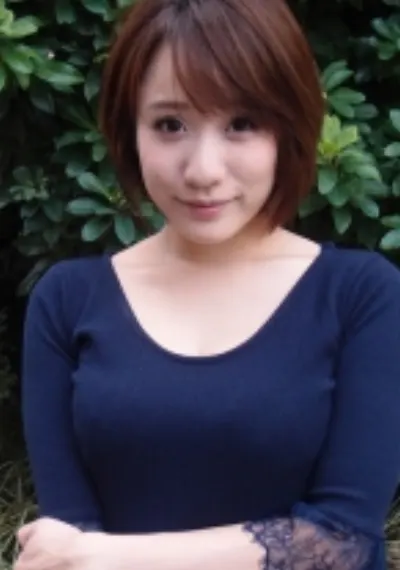 みさとさん 36歳 Gカップ人妻