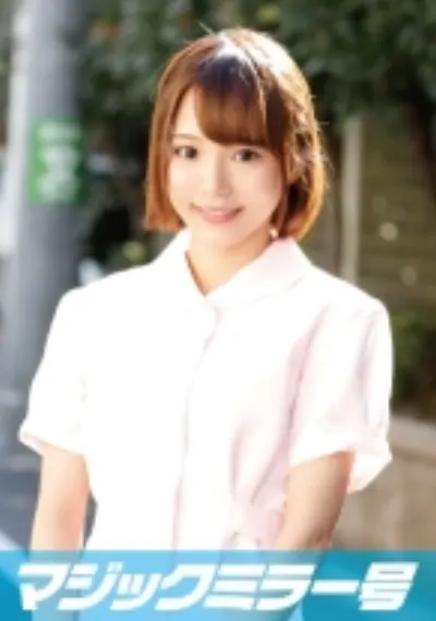 まみ(21)専門学生 マジックミラー号 歯科衛生士を目指す真面目なショートカット美少女がデカチンSEX!