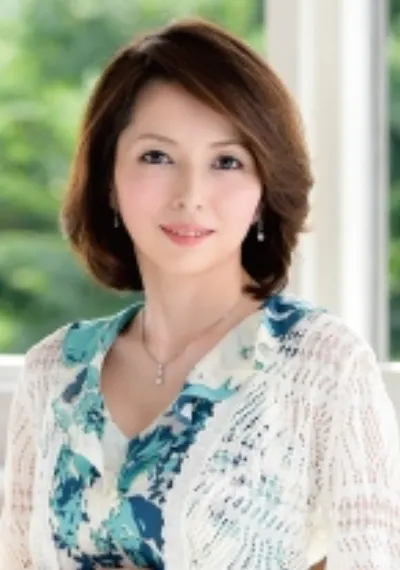 ナンパ即ハメ美顔妻他人棒でガチ昇天中出しセックス!!